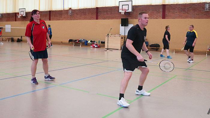 Dajana und Fabian auf dem Spielfeld