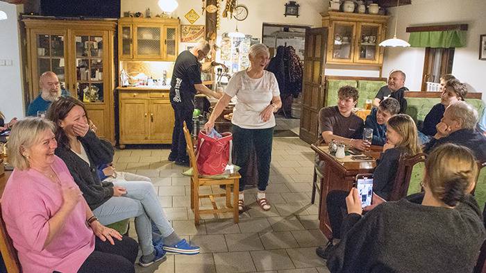 Abschlussveranstaltung, Im Wandel der Zeit von/mit Christel