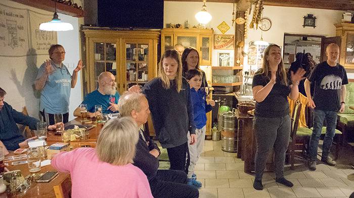 Abschlussveranstaltung: Entspannungs-AG von/mit Delian, Mandy, Sandra und Kristian