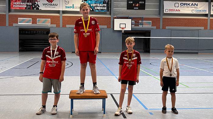 Siegerehrung: die ersten vier Platzierungen (Matti, Neo, Morick und Johannes)