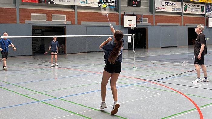 Kristian, Neele spielten auch gegen Amira und Ronny