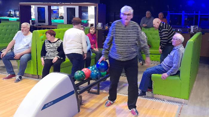 Unser Kegler beim Bowling