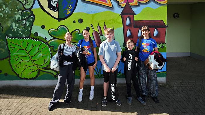 Team Wittenberge Gruppenfoto vor der Sporthalle