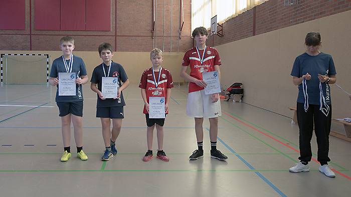 Siegerehrung Jungen Doppel u17 1. Mikhail/Alexander 2. Milo/Morick