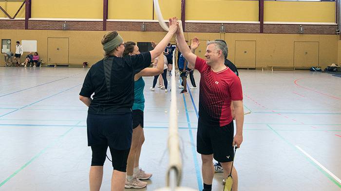 abklatschen am Spielende (4 Personen)